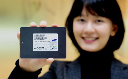 TLC NANDフラッシュ採用のエンタープライズ向けSSD、SAMSUNG「PM853T」シリーズ