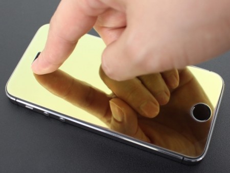 上海問屋、画面OFFで手鏡になるミラーコート仕様のiPhone用強化ガラスを発売