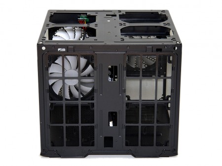 詳細レビューをお届けした、Fractal Design「Node 804」の発売日および想定売価確定