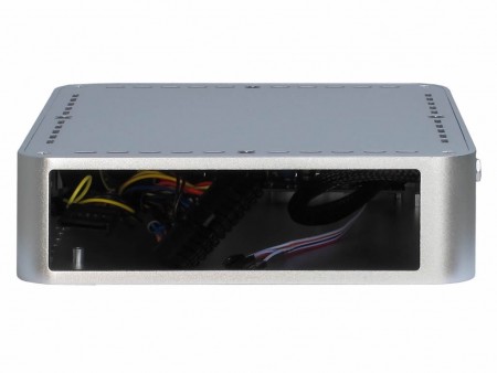 厚さ3.5mmのアルミニウム製コンパクトMini-ITXケース、Inter-Tech「Q-6 Silver」