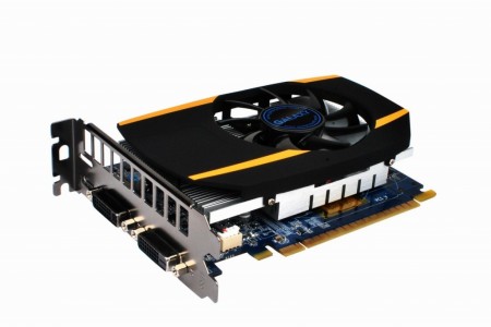 GALAXY、オリジナルクーラー搭載のGeForce GT 740 OCモデル計3種リリース