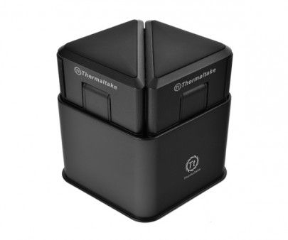 d&i Award受賞、スピーカー内蔵折りたたみ式ノートPCクーラー、Thermaltake「Satellite」