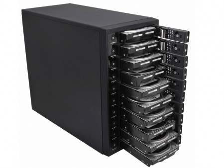 センチュリー、独立電源スイッチを搭載する10ベイ外付HDDケース「裸族のスカイタワー10BAY IS」