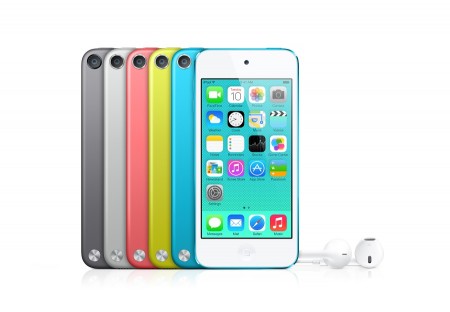 アップル、iSightカメラ標準の「iPod Touch 16GB」モデルを近日発売