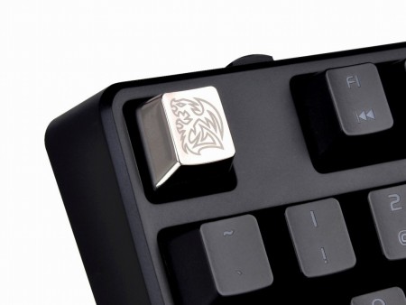 Cherry軸搭載メカキーが重厚に変身。金属製の交換用キーキャップ、Tt eSPORTS「METALCAPS」登場
