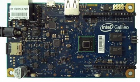 Intel、Arduino互換開発ボードの新モデル「Galileo Gen2」8月発売