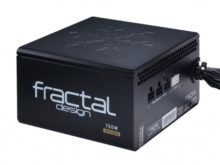 奥行140mmのBRONZE認証セミモジュラー電源ユニット、Fractal Design「Integra M」シリーズ