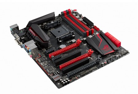 ASUS、R.O.Gシリーズ初のSocket FM2+マザーボード「Crossblade Ranger」