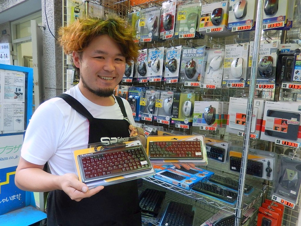 パソコンハウス東映 塩原さん