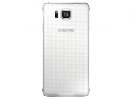 Samsung、4.7インチディスプレイ採用でiPhone似の「GALAXY ALPHA」発表