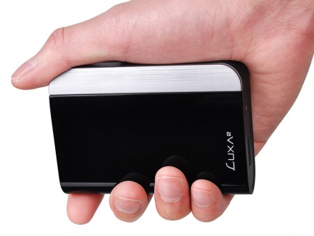 アスク、最大10,400mAhのモバイルバッテリ「LUXA2 EnerG」シリーズ取扱い開始