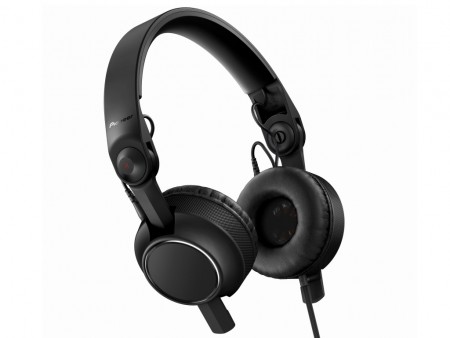 パイオニア、新開発の40mmドライバ搭載ハイエンドヘッドホン「HDJ-C70」10月上旬発売