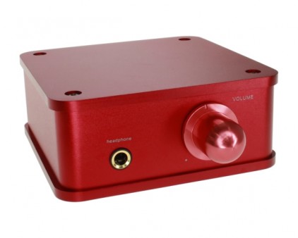 深紅の筐体を採用する真空管USB DACヘッドホンアンプ、上海問屋「DN-11451」発売中
