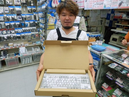 パソコンハウス東映 塩原さん
