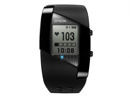 EPSONからウエアラブル新製品。活動量計とランニングウオッチ順次発売