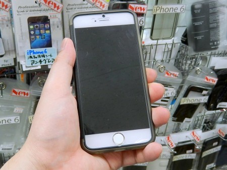 保護フィルムがいらない「iPhone 6ケース」