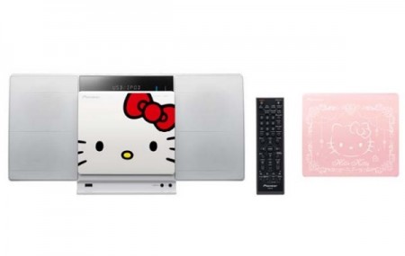パイオニア、ハローキティコラボのオーディオシステム2種を11月1日より発売開始