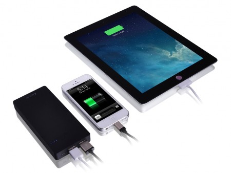 LUXA2、容量5,000mAhと10,000mAhを用意したスリム型モバイルバッテリ