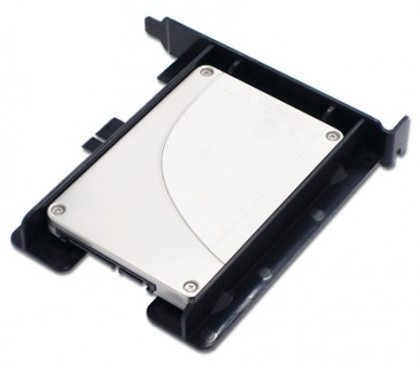 PCI/PCI-Expressスロットに2.5インチSSDがマウントできる、アイネックス「HDD-PCI3」