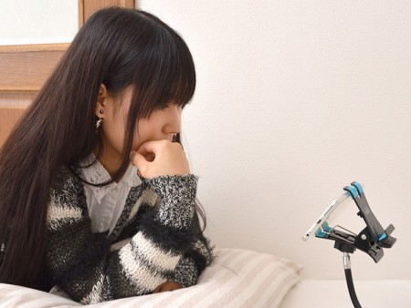 あらゆるスマートフォンを固定できるフレキシブルホルダーがサンコーから発売