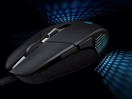 独自光学センサー「Delta Zero」採用のゲーミングマウス、ロジクール「G302 MOBA」