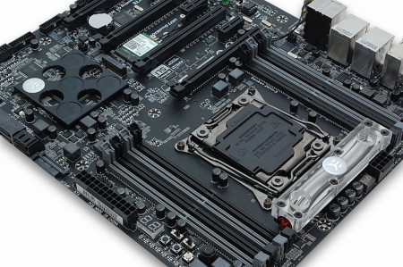 EK Water、GIGABYTE X99シリーズに対応する汎用水冷ヘッド「EK-FB KIT GA X99 LE」