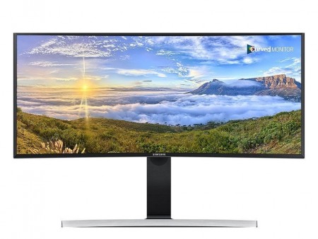 視野いっぱいの没入感が味わえる。ULTRA-WQHD解像度の34インチカーブ液晶、Samsung「SE790C」