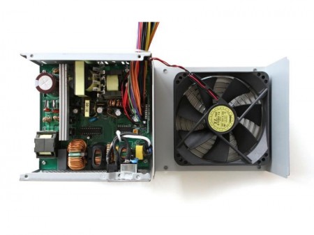 最大効率94.18％。80PLUS TITANIUM認証の400W電源ユニット、FSP「FSP400-60AGTAA」