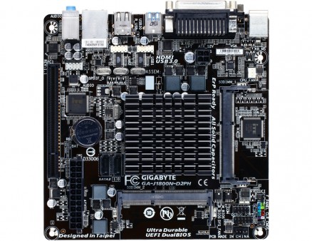 レガシーインターフェイス充実のファンレスMini-ITXマザー、GIGABYTE「GA-J1800N-D2PH」