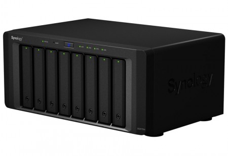 アスク、転送速度1.9GB/s超の8ベイNASサーバ、Synology「DiskStation DS2015xs」1月中旬発売