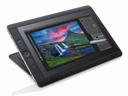 2,048段階筆圧＆傾き検出対応の13.3インチクリエイティブWindowsタブ、ワコム「Cintiq Companion 2」