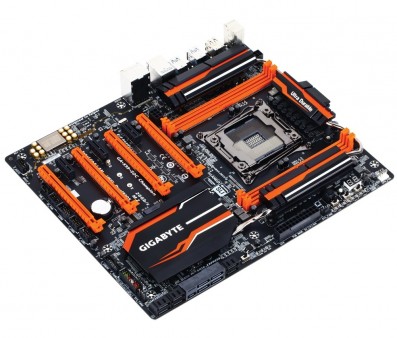 数多くの世界記録を樹立したX99採用OCマザー、GIGABYTE「GA-X99-SOC Champion」リリース
