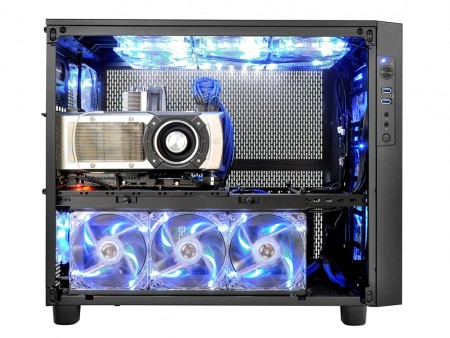 Thermaltake、フルモジュラー設計のMicroATX対応ゲーミングCube「Core X2」発表
