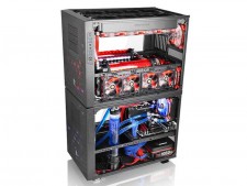 Thermaltake、E-ATX対応でもスタック可能な大型Cubeケース「Core