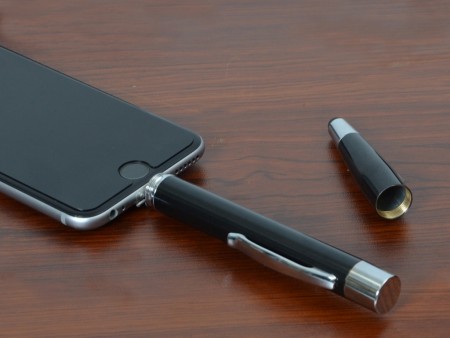 実用性抜群。ボールペンやタッチペンとしても使えるモバイルバッテリがサンコーから