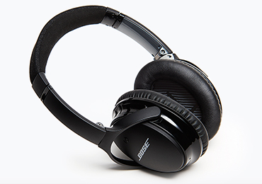 ボーズ、和の心を取り入れた限定ノイズキャンセリングヘッドホン2機種を発表