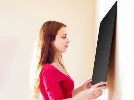 LG Display、スマホのように薄い7.5mmのLEDディスプレイ「Art Slim」を発表