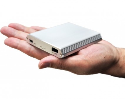 HDD/SSDのデータを確実に消去するデータ消去装置、アドバンスデザイン「DataSweeper2 Handy」