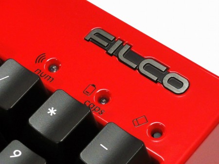 Bluetoothメカニカルキーボード 赤　美品 赤軸メカニカル式でBluetooth対応のポータブルキーボード - PC Watch