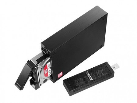 WDRed採用の法人向け外付けHDD、アイ・オー・データ「ZHD-UTX」シリーズ