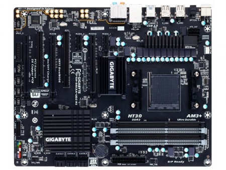 ゴールド音響コンデンサやデジアナ分離基板採用のAM3+マザー、GIGABYTE「GA-990XA-UD3 R5」
