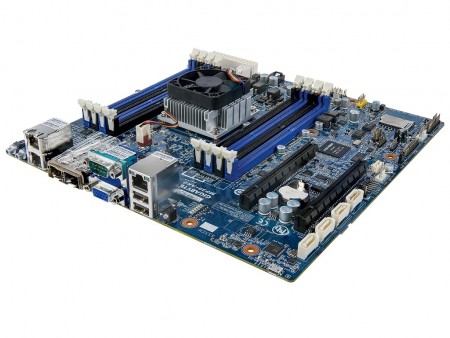 ARMv8 8コアSoC「X-Gene 1」を搭載するサーバー向けMicroATXマザー、GIGABYTE「MP30-AR0」