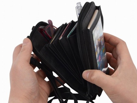 スマホも小物もまとめてイン！「必要なもの全て入るスマホタッチバッグ」がサンコーから