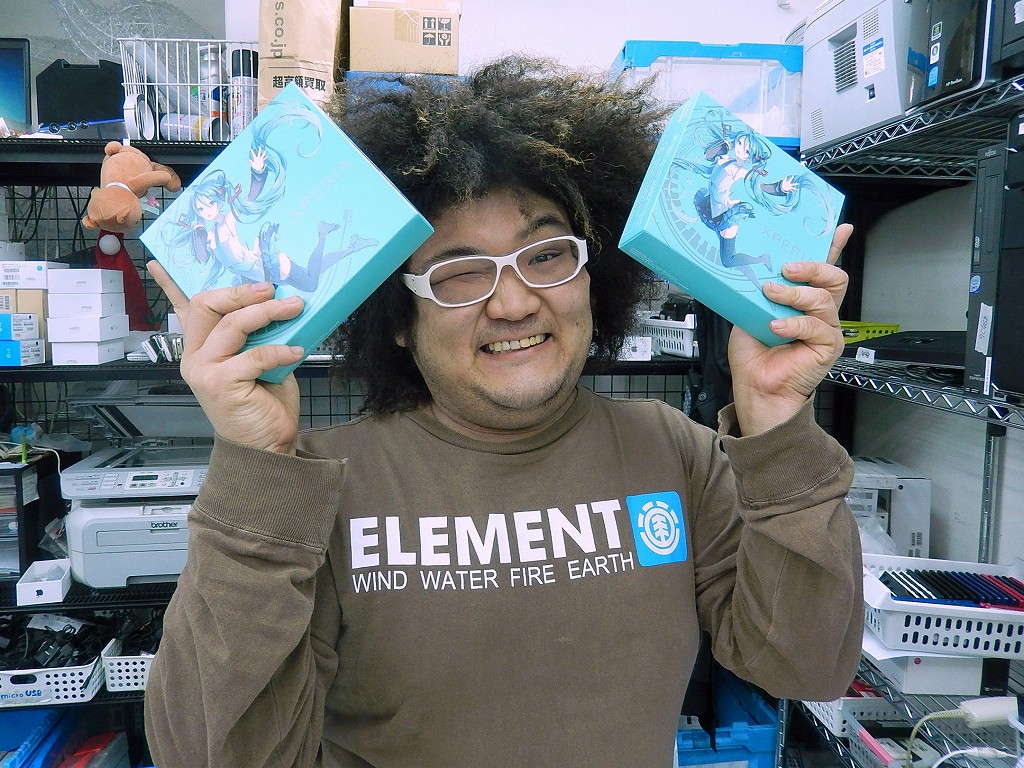 コレオシ Vol 1051 イオシス アキバ中央通店 ニク になって大人気の Xperia Feat Hatsune Miku エルミタージュ秋葉原 コレオシ Vol 1051 イオシス アキバ中央通店 ニク になって大人気の Xperia Feat Hatsune Miku エルミタージュ秋葉原