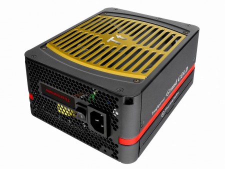 Thermaltake、GOLD認証取得のフルモジュラー電源「Toughpower Grand(Fully Modular)」シリーズ