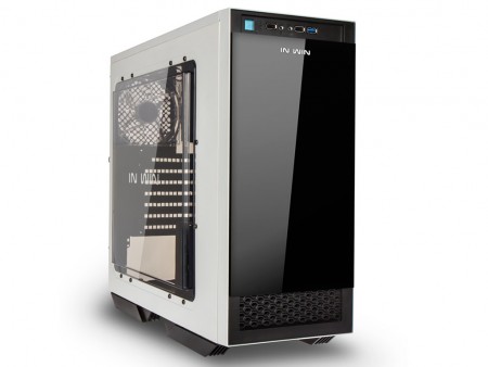 フロントパネルは強化ガラス製。ミドルタワーPCケースIn Win「503