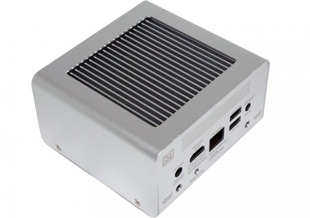 zionote、NUCベースのファンレスベアボーン「NUCBOX2820」