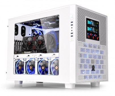 Thermaltake、スタック対応のE-ATX Cube型ケース「Core X9」にホワイトモデル追加