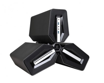 CyberPowerPC、Deepcool製三つ星ケース「Tristellar」採用のゲーミングPC「TRINITY」