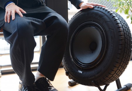 SEAL、廃タイヤをリユースした大口径Bluetoothスピーカー「SEALスピーカー ps-096」